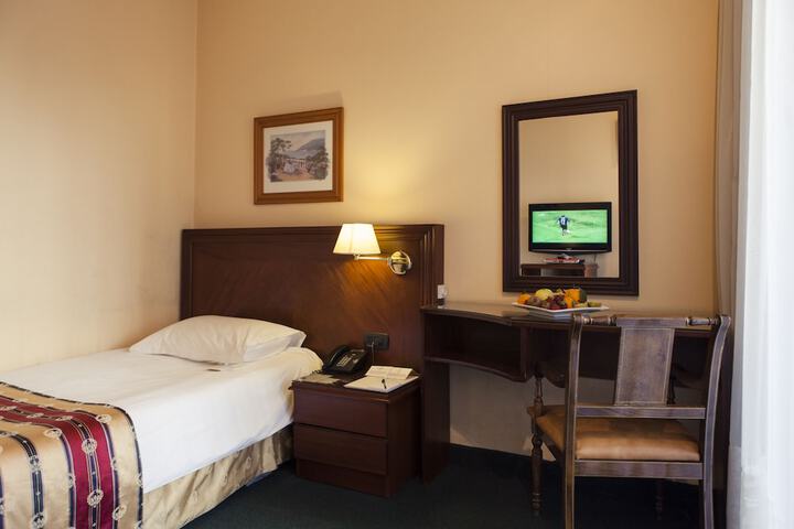 Room 7 of 53
