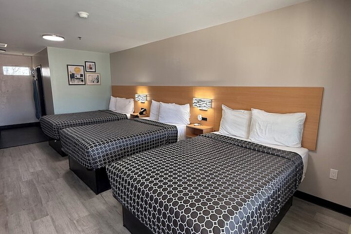 Room 15 of 46