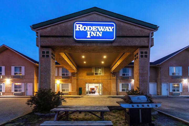 Hotel 75 of 76