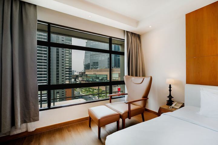 Room 55 of 85