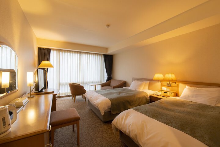 Room 17 of 50