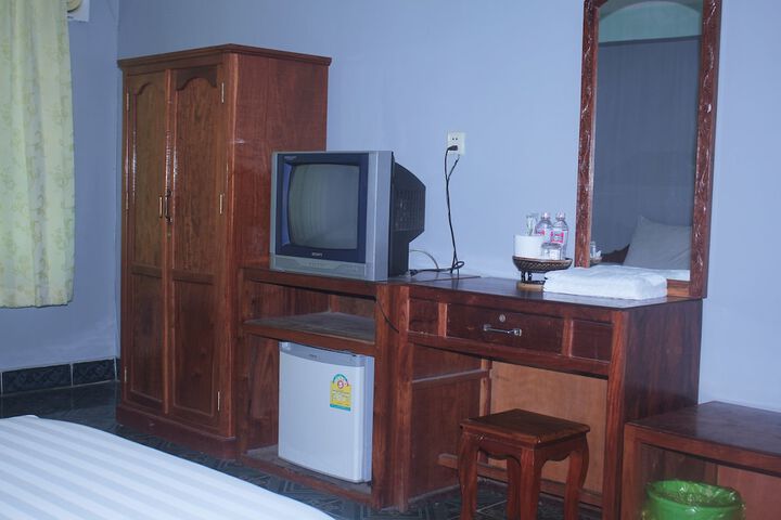 Room 26 of 45