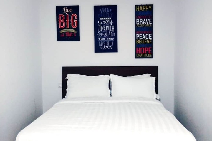 Room 11 of 71