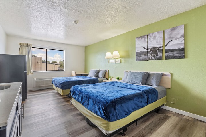 Room 3 of 46
