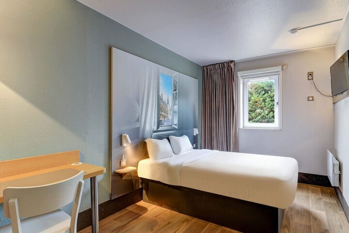 Room 5 of 21