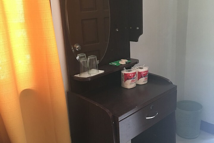 Room 44 of 74
