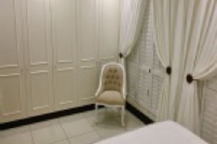 Room 168 of 216