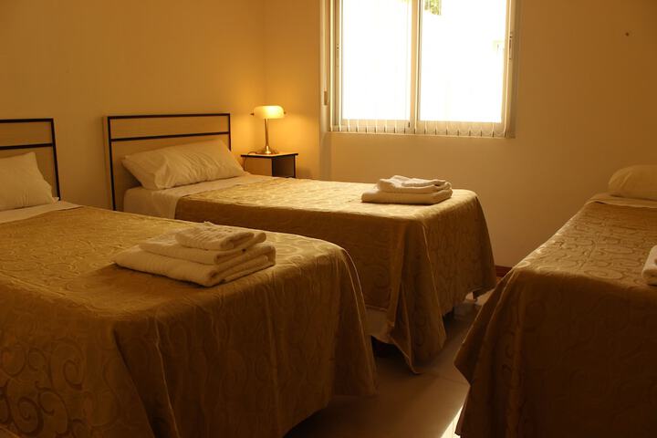 Room 10 of 20