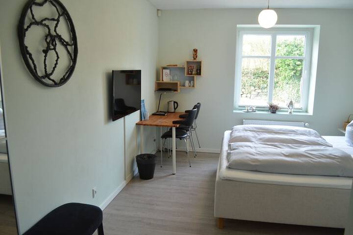 Room 11 of 135