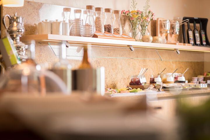 Breakfast/Coffee Service 36 of 62
