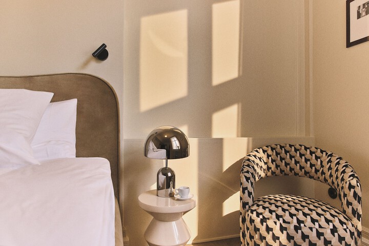 Room 8 of 45