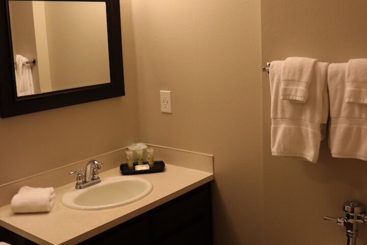 Room 345 of 504
