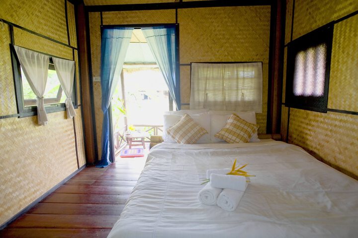 Room 6 of 22