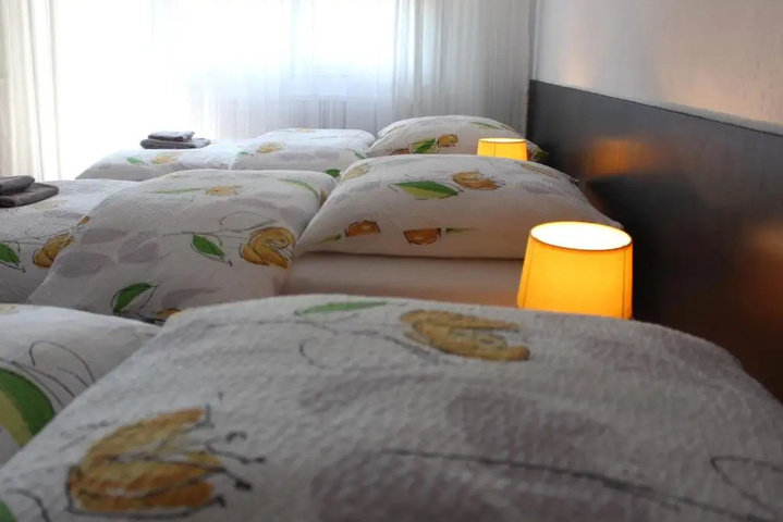 Room 2 of 15