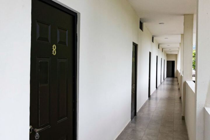 Room 21 of 58