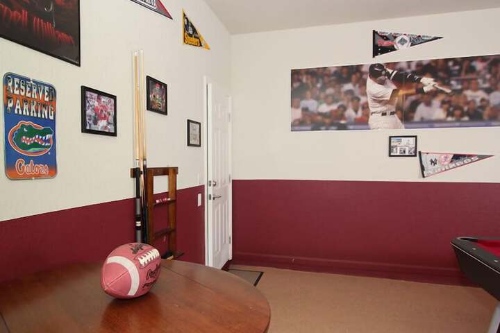 Room 21 of 31