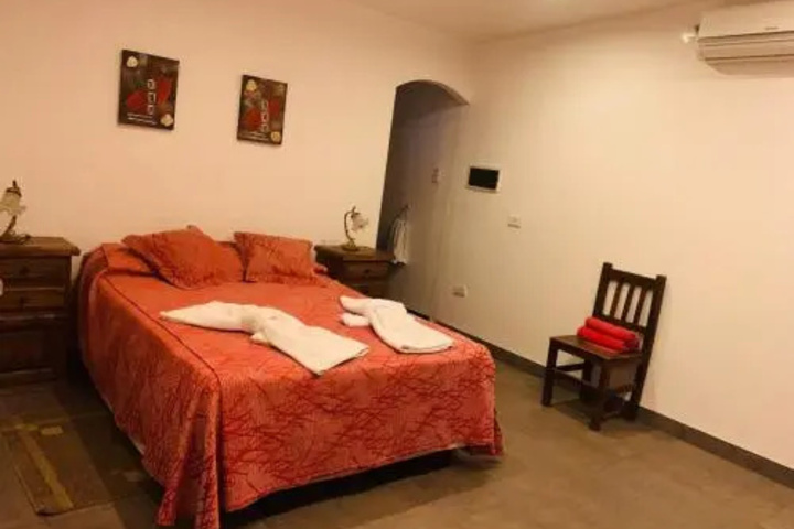 Room 2 of 18