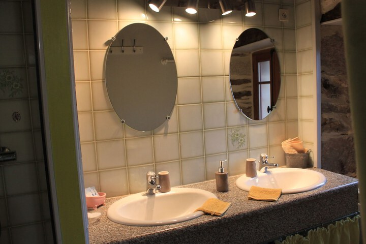 Clean Restrooms