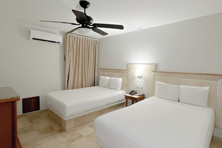 Room 4 of 31