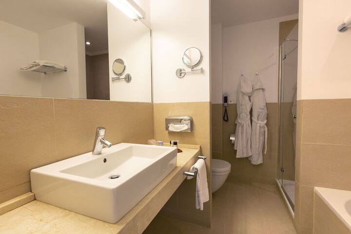Bathroom Interior Photo