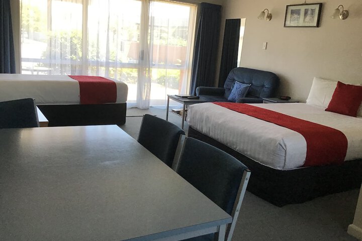 Room 25 of 68