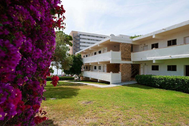 Hotel 56 of 62