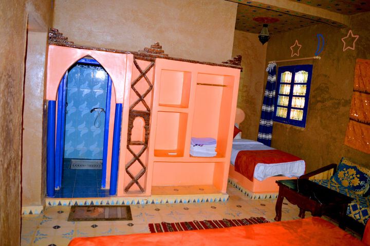 Room 21 of 72