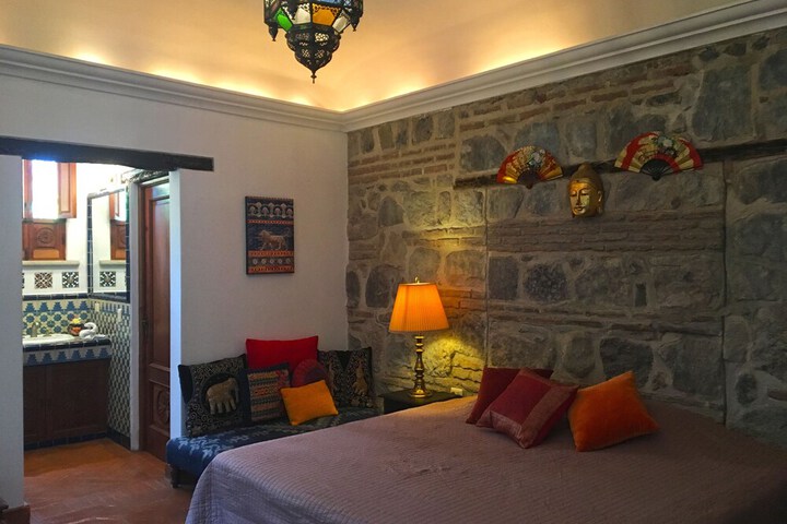 Room 2 of 26