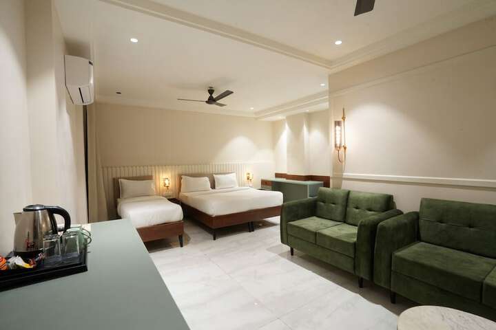 Room 22 of 64