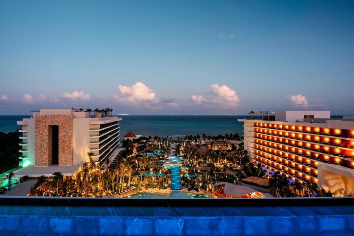 Hotel View 139 of 140