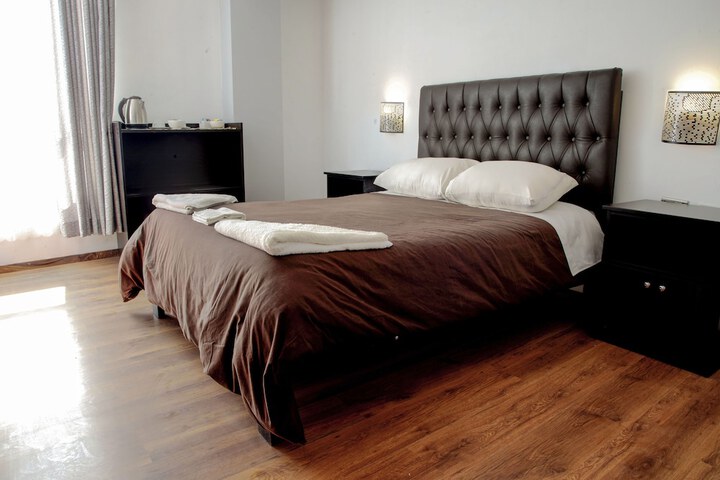 Room 9 of 52