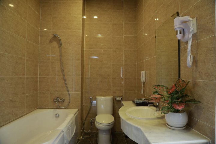 Room 40 of 90
