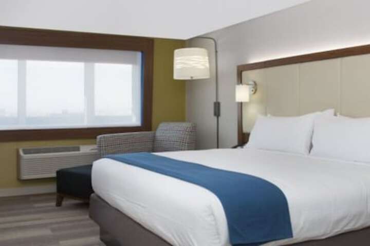 Image of Holiday Inn Express & Suites - South Bend Casino by IHG