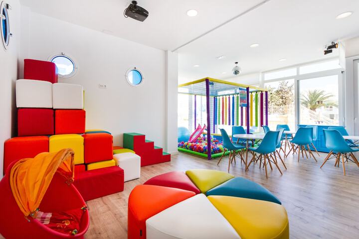 Children's play area - indoor