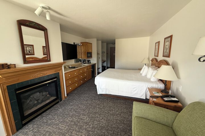 Room 108 of 279