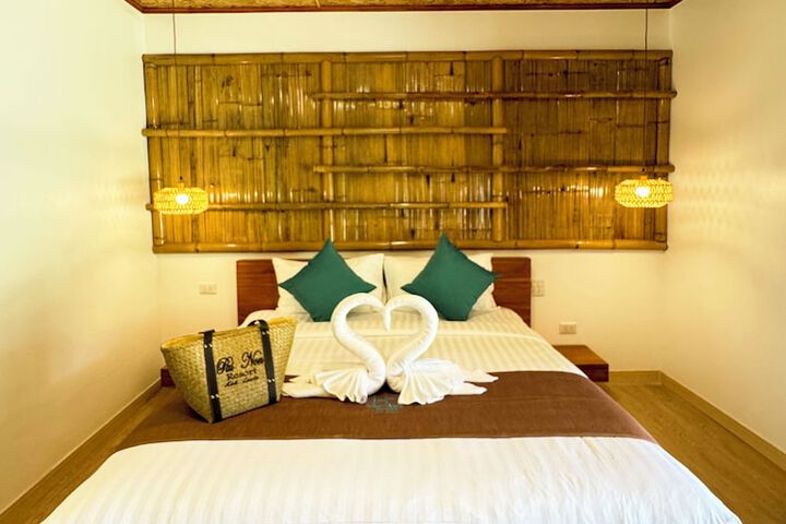 Room 2 of 67
