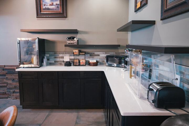 Breakfast/Coffee Service 43 of 52