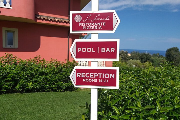 Hotel 175 of 183