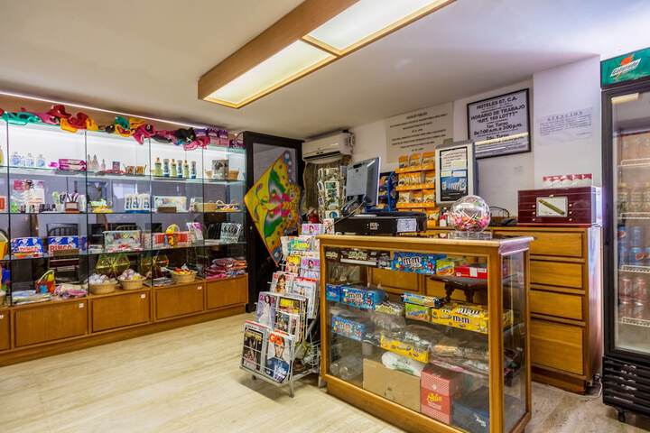 Gift Shop 60 of 84