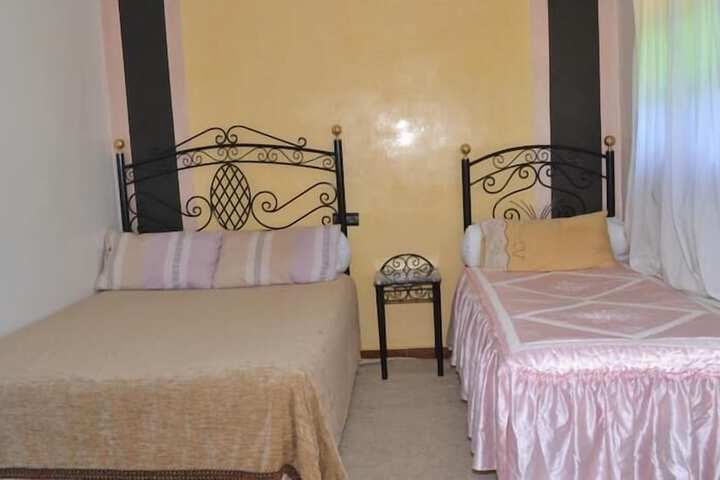 Room 6 of 30