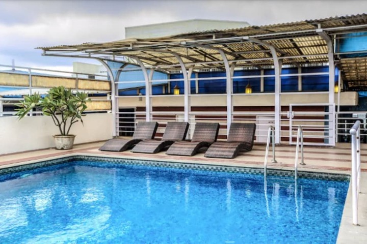 Pool 19 of 22