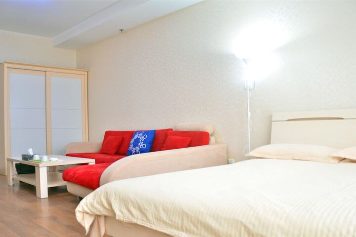 Room 12 of 31