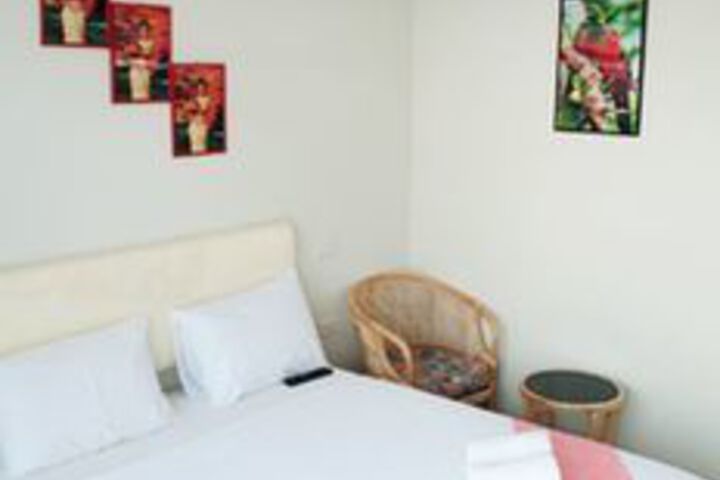 Room 19 of 39