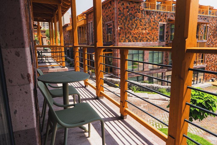 Terrace/Patio 48 of 102