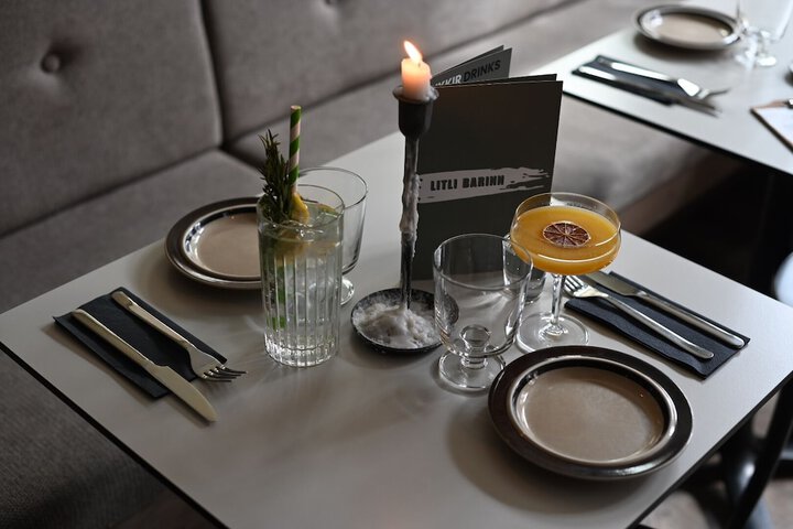 Dining 32 of 44