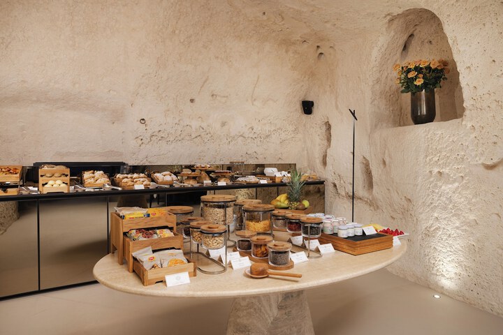 Breakfast/Coffee Service 217 of 281