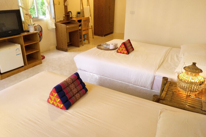Room 5 of 23