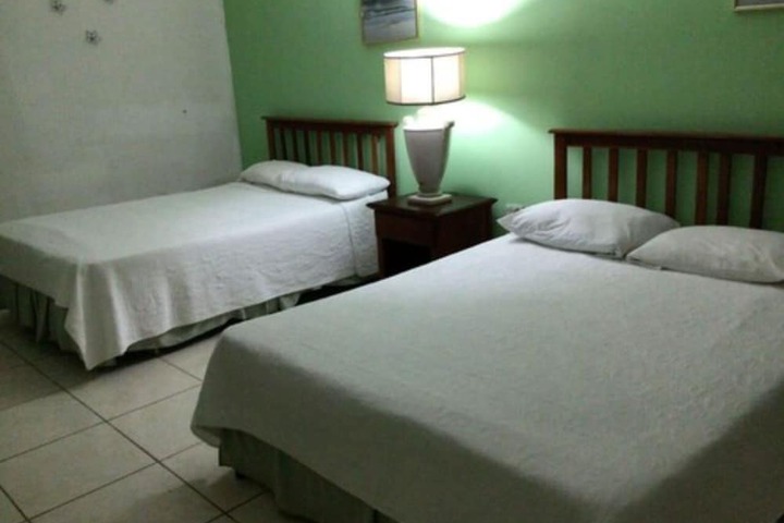 Room 9 of 43