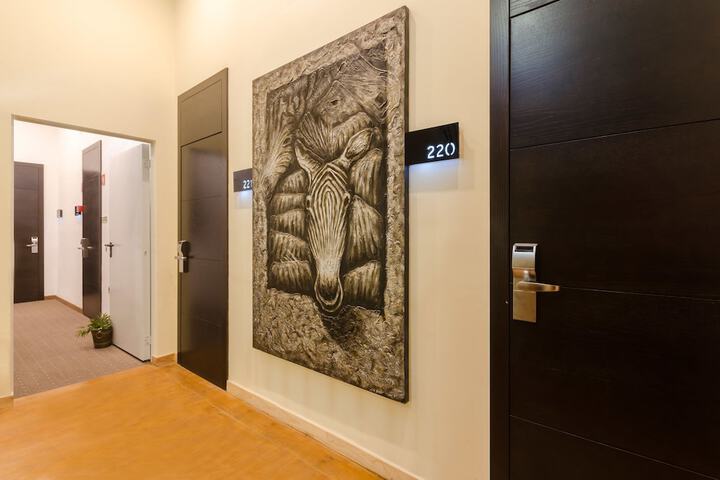 Ballroom/Hall 70 of 86