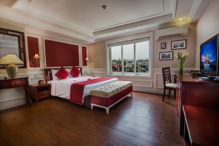 Room 22 of 34